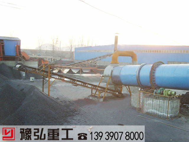 大型全自動煤泥脫水設備生產(chǎn)線實景圖